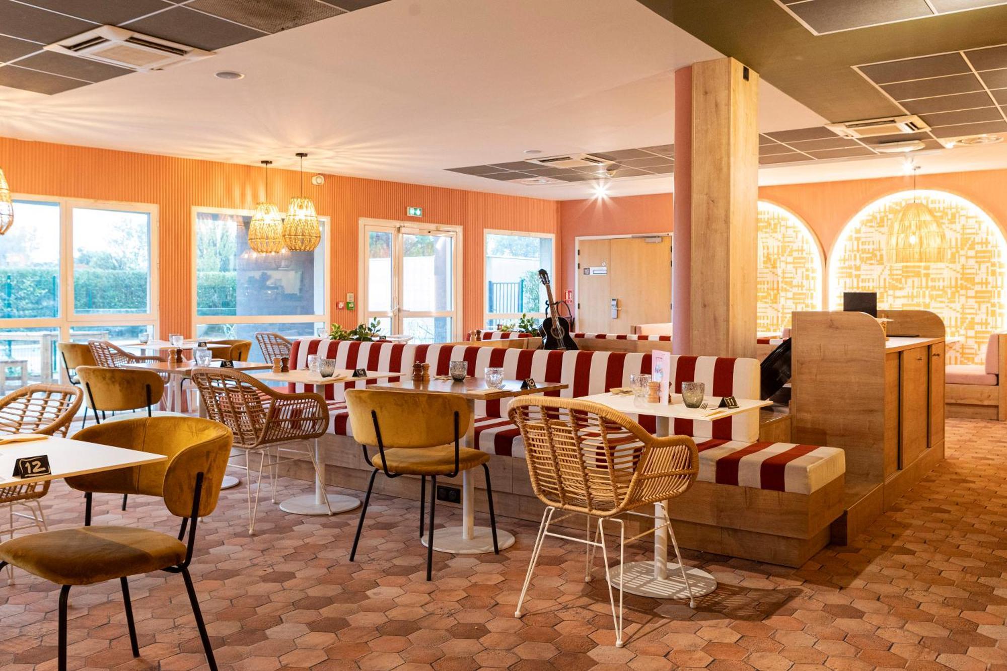 Ibis Istres Trigance Hotel Exterior photo