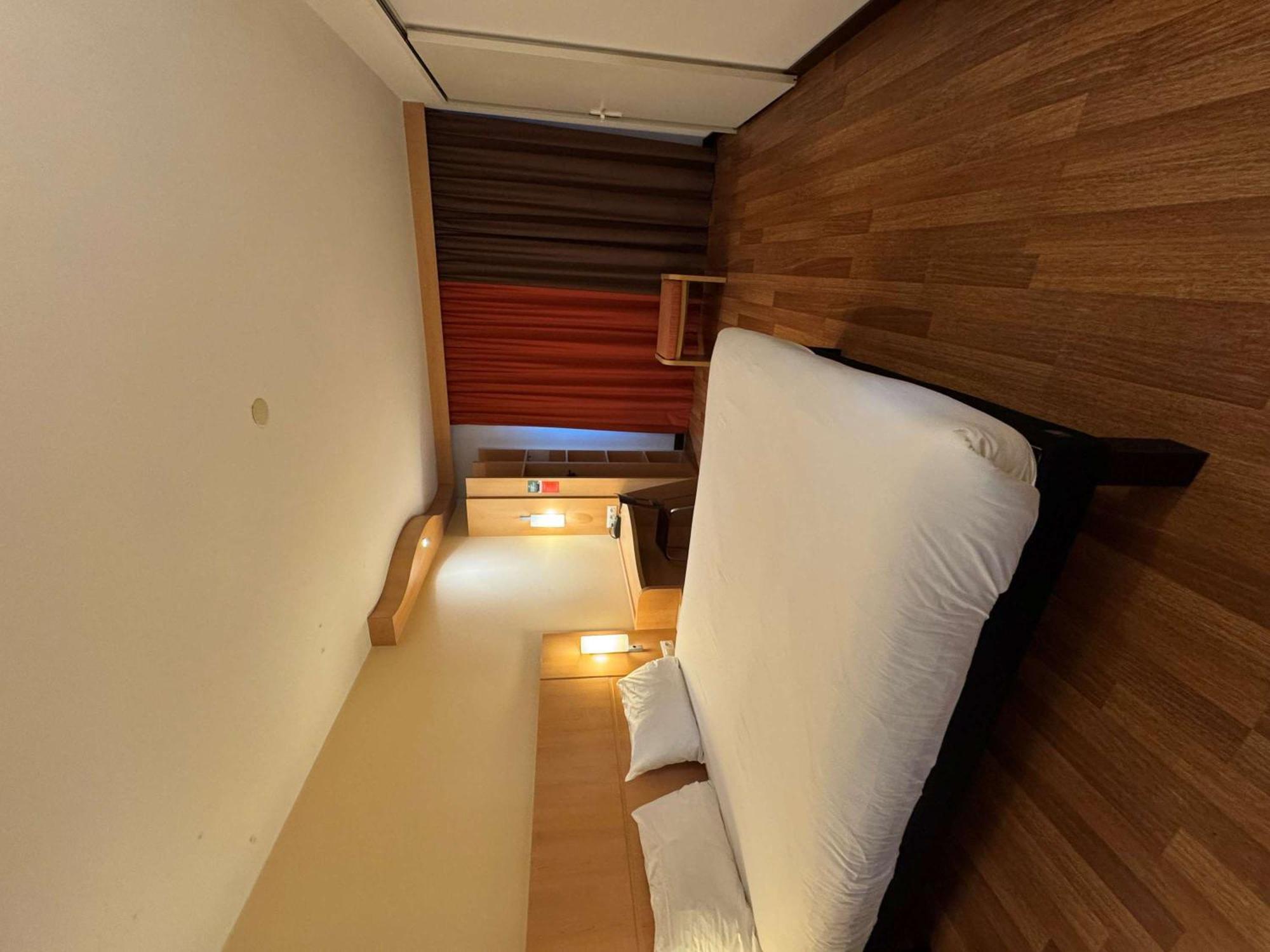 Ibis Istres Trigance Hotel Exterior photo