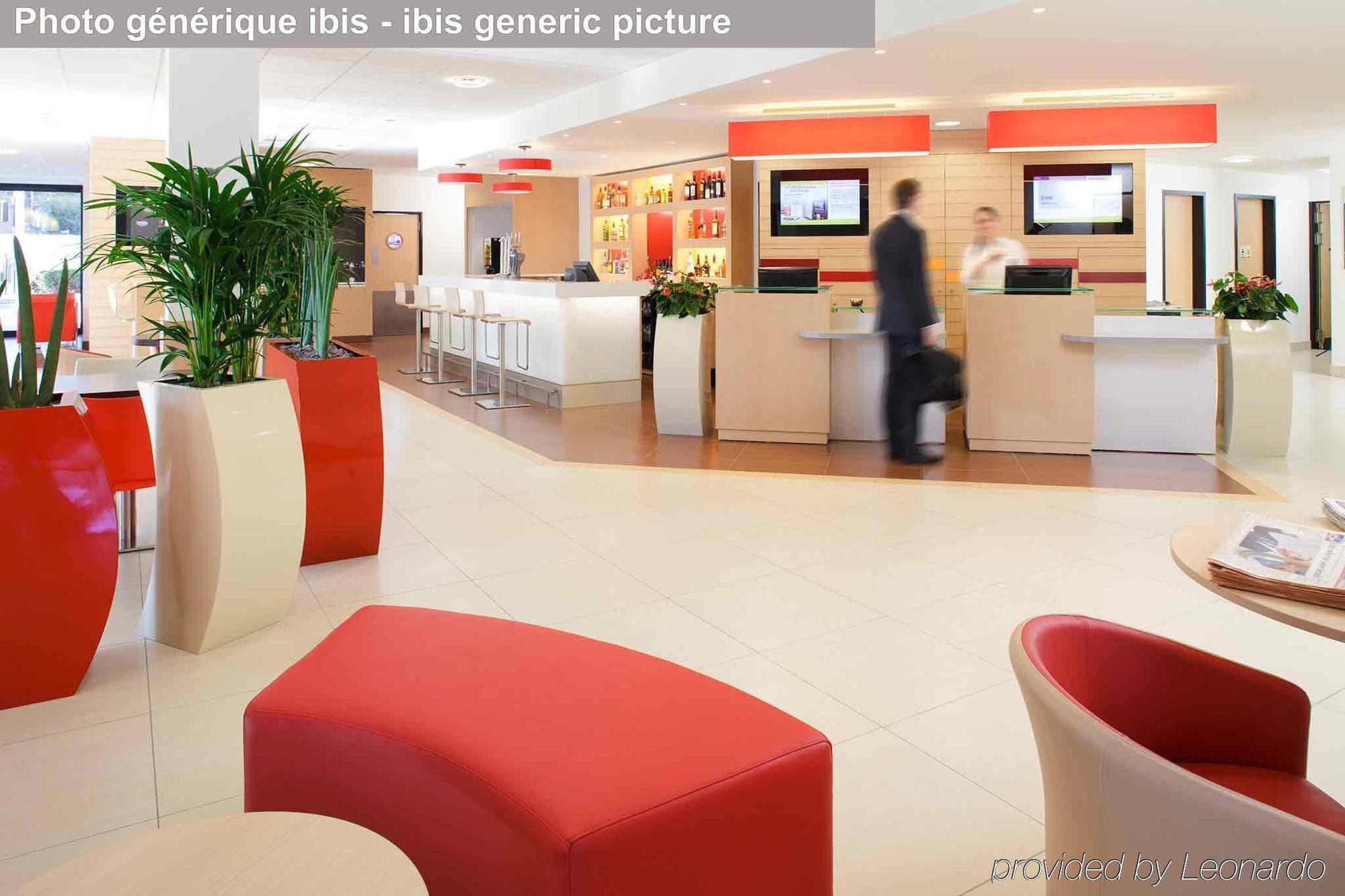 Ibis Istres Trigance Hotel Exterior photo